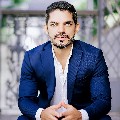 Presenter portrait